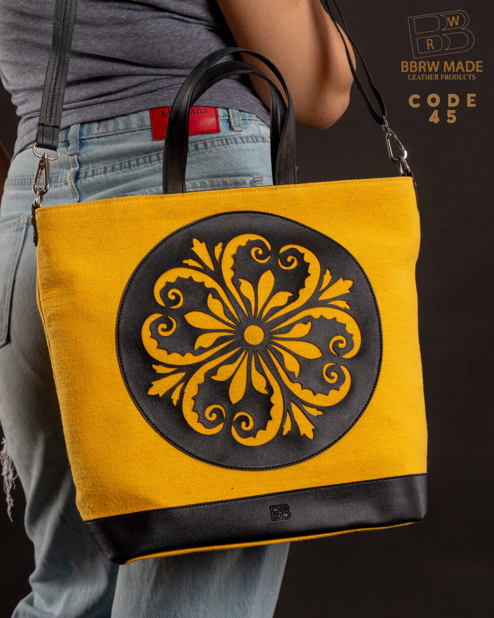 ⁦الشنطة الكيتان علي جلد⁩ - الصورة ⁦16⁩