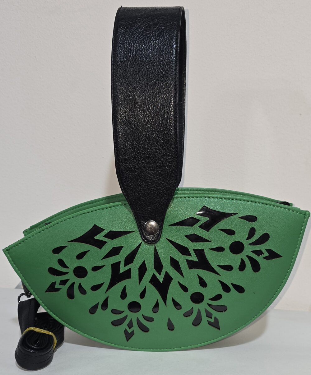 الشنطة الهاف مون - الصورة 10