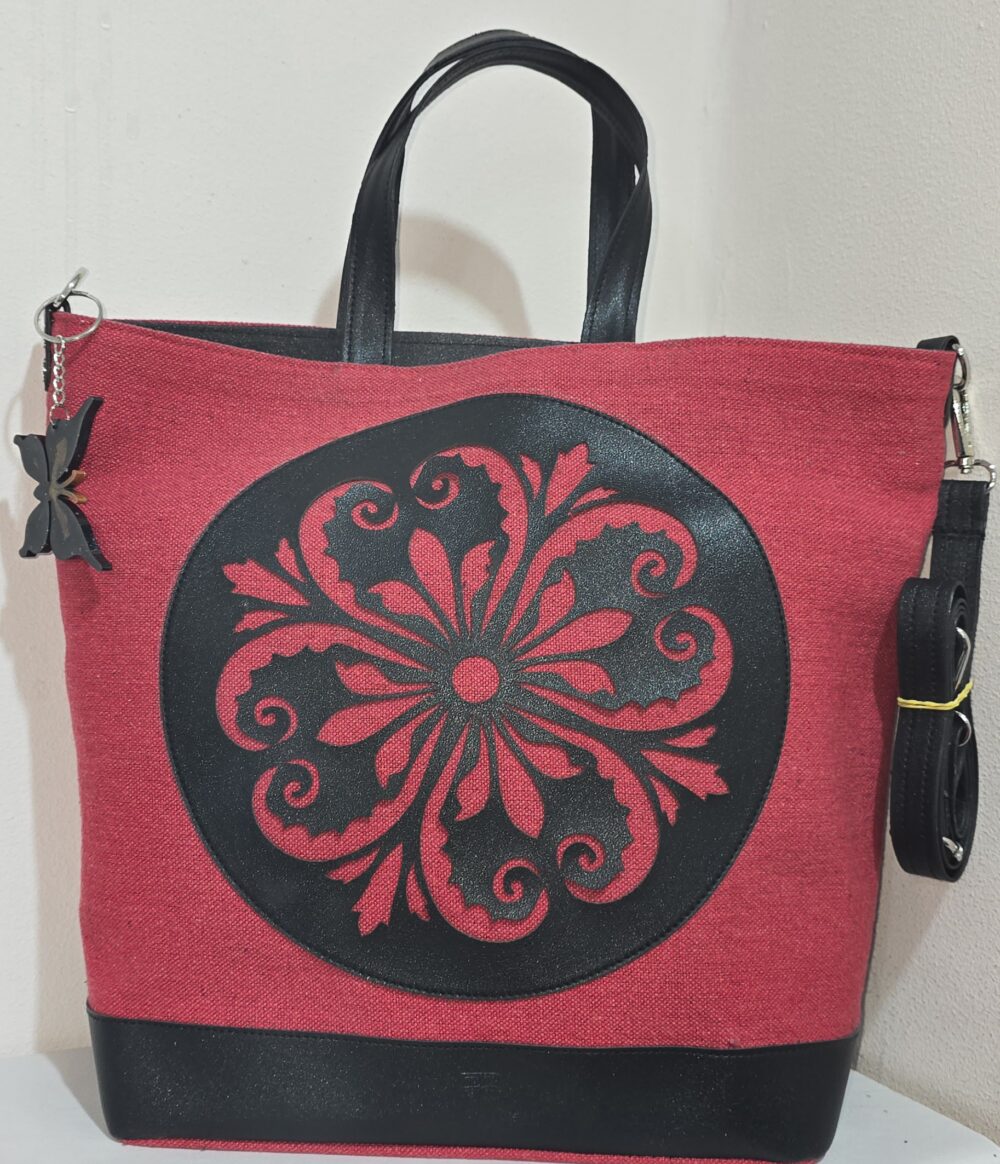 ⁦الشنطة الكيتان علي جلد⁩ - الصورة ⁦5⁩