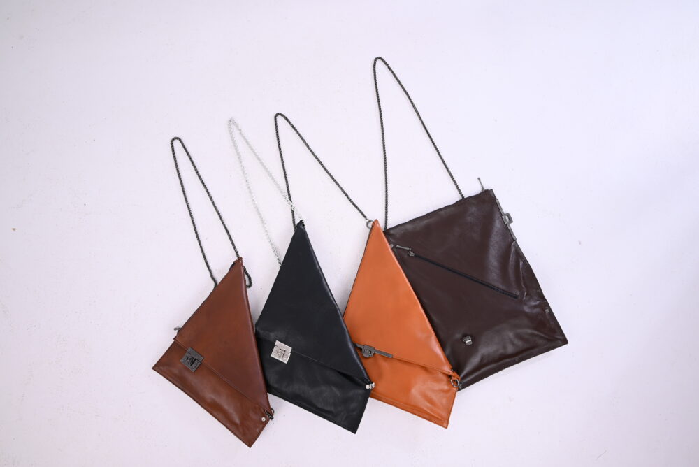 ⁦الشنطة الظرف⁩ - الصورة ⁦3⁩