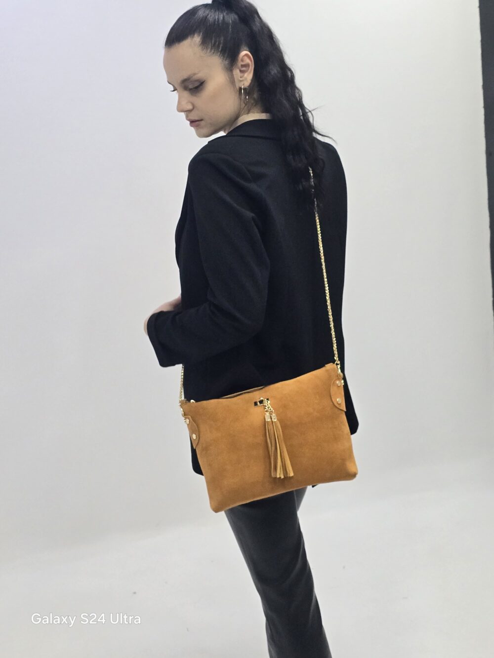 ⁦الشنطة الكروس الشمواة⁩ - الصورة ⁦5⁩